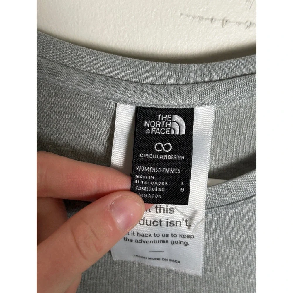 The North Face Womens Grey FlashDry Short Sleeve T-Shirt Size L Workout Hiking - Picture 5 of 7
